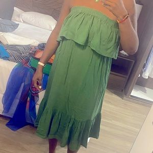 Green off the shoulder mid calf dress, size XL